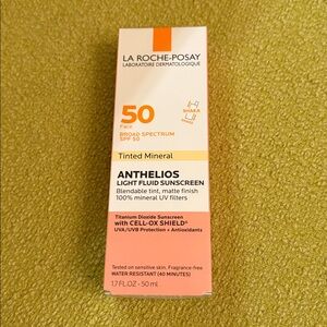 COPY - La Roche Posay anthelios spf 50 TINTED mineral sunscreen, new unused